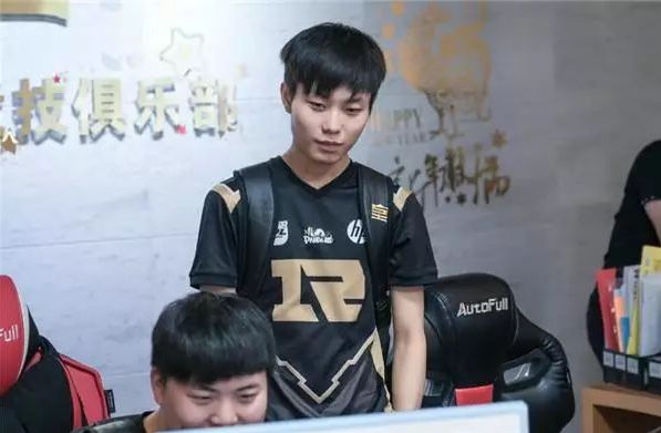 一位引人注